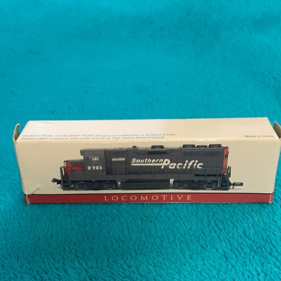 Southern Pacific Locomotive #9725 Model Train No 418 High Speed In Box - Picture 1 of 7